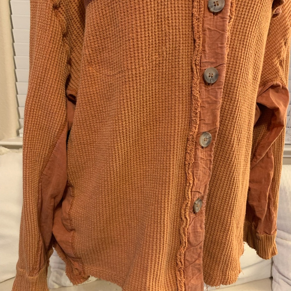 Oli & Hali Burnt Orange Waffle Knit Thermal Shacket M/L - Picture 5 of 10